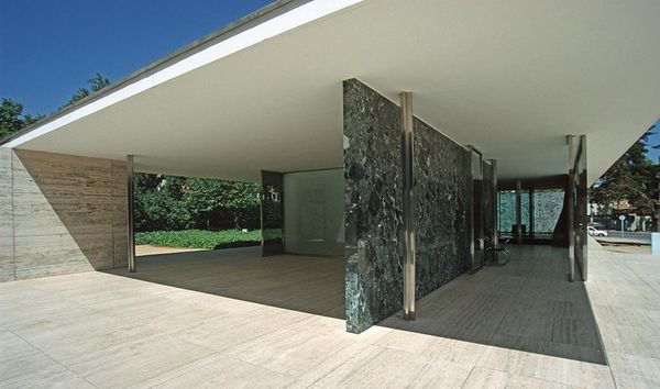 Pavillon für die Weltausstellung in Barcelona 1928, Rekonstruiert 1986